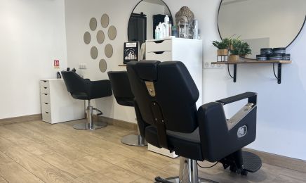 Annie R - Coiffure : Barbier à Marseillan