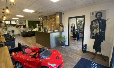 1 Concept idéal ... By J - Solliès Pont : Coiffeur à Solliès-Pont