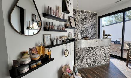 Parenthèse Dorée  : Coiffeur à La Calmette