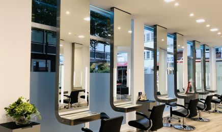 Kay Schneider - Roman Kroupa GmbH: Friseur in Bremen