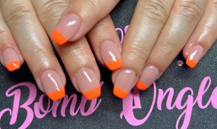 Rose Bomb’ongles : Manucure à Yssingeaux