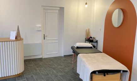 En un clin d’oeil : Manucure à Saint-Just-Saint-Rambert