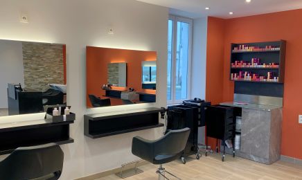 L’univ’hair des ciseaux  : Coiffeur à Barbezieux-Saint-Hilaire