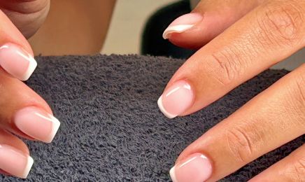 Claire & Care - Beauty Patio : Manucure à La Crau