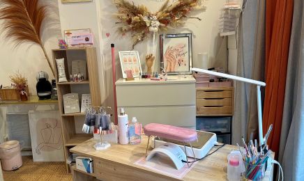 My Lash Beauty | La Main Précieuse : Manucure à La Ferté-Bernard