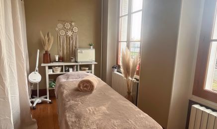Le Mirabilis : Spa à Montmirail