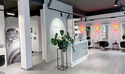 Cut & Color : Friseur in Mainz