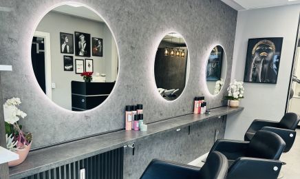 Friseur Amour: Kosmetikstudio in Hamburg