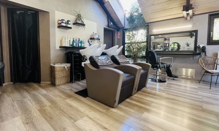 Au Salon de Laura : Coiffeur à Guyans-Vennes