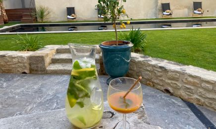 ESPACE AOMA : Manucure à L'Isle-sur-la-Sorgue