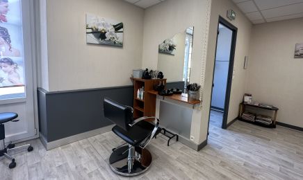 Hair styl' : Coiffeur à Marchaux-Chaudefontaine