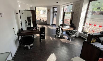 Haarstudio Nora Hildesheim: Friseur in Hildesheim