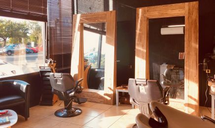 HIPPIE 70 : Coiffeur à Lagord