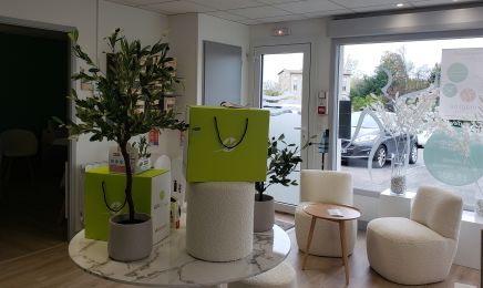 E Magine la clinic esthétic  : Manucure à Châtillon-sur-Chalaronne