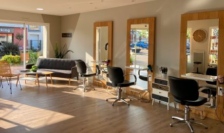 Vaness Coiffure : Coiffeur à Corsept