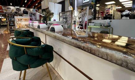 Chic nails - CC Carrefour La Pioline : Manucure à Aix-en-Provence