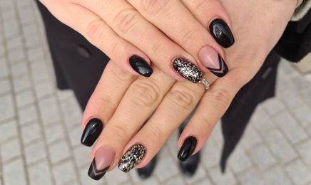 Ongles & paillettes (salon de coiffure "oxysens") : Manucure à Saint-Genis-les-Ollières