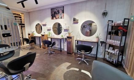 Art’Color Coiffure Mixte - Barbier  : Coiffeur à Montpon-Ménestérol