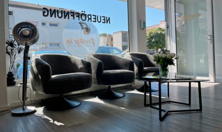 Prestige FN - Hair & Beauty Salon : Friseur in Friedrichshafen