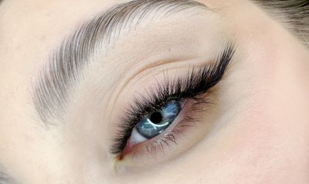 Magda Ciesielska makeup & beauty: Kosmetikstudio in Siegen