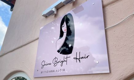 Tizi Shinebright: Friseur in Gammertingen