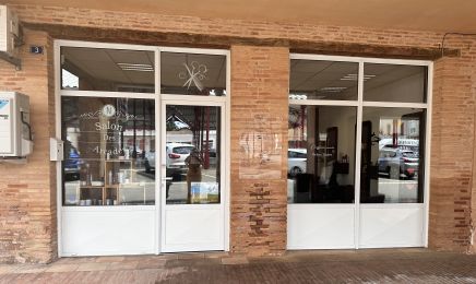 Le Salon des Arcades : Coiffeur à Lavit
