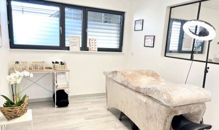 MS Beauty & The Glitter Studio Nails & L'Atelier de Romina : Institut de beauté à Sierentz