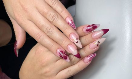 Nails by Natascia chez Benedetti Studio : Manucure à Menton
