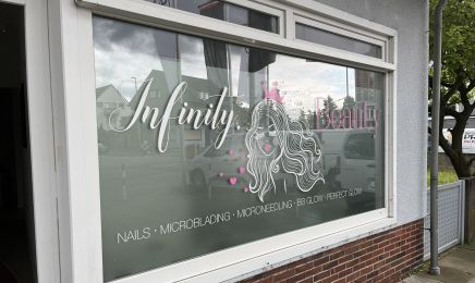 Infinity Beauty : Kosmetikstudio in Delmenhorst