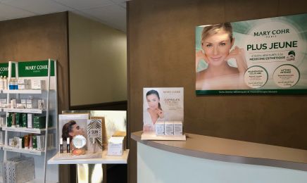 Institut de beauté Ephélide  : Manucure à Cholet