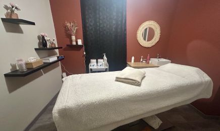 Institut de Beauté & Bien-Etre : Manucure à Larche