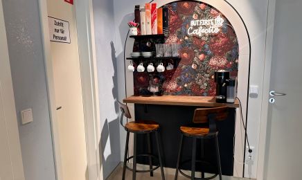 MÁVI Hair Studio: Friseur in Nürnberg