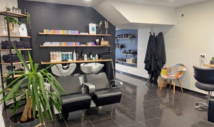 enohana coiffure  : Coiffeur à Edern