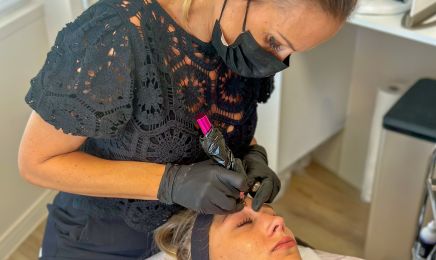 Beauty Studio By Julie B  : Manucure à Saint-Raphaël