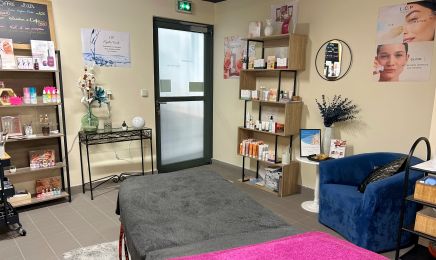 Marie Esthetik  : Coiffeur à Bonneval