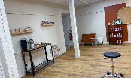 La parenthèse de l’alchimiste  : Coiffeur à Bourbon-Lancy