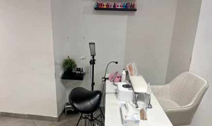 Lucie K Beauty : Manucure à Nancy