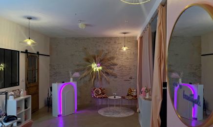 Lizzia Beauty : Manucure à Ploërmel