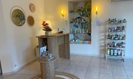 Soin de soie  : Institut de beauté à Villamblard