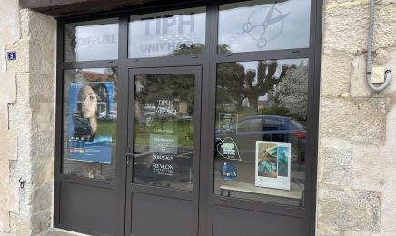 Tiph Univ'Hair  : Coiffeur à Bonnes