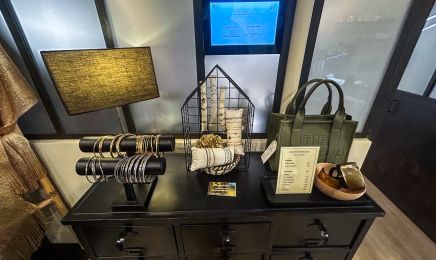 Nest - Maison de Beauté : Manucure à Ollioules
