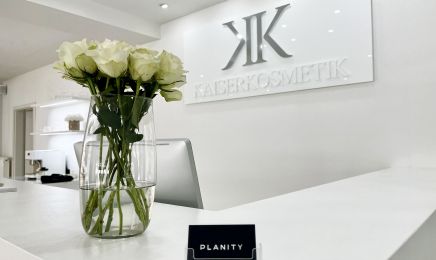Kaiserkosmetik: Kosmetikstudio in Saterland