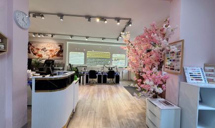 Do Nails: Kosmetikstudio in Haßfurt