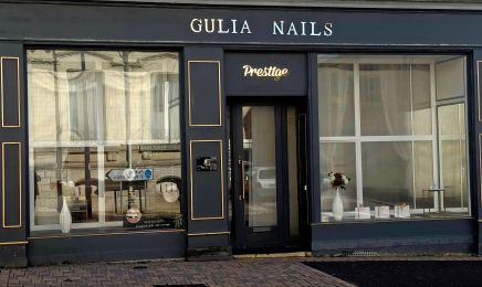 Gulia nails Prestige : Institut de beauté à Nevers
