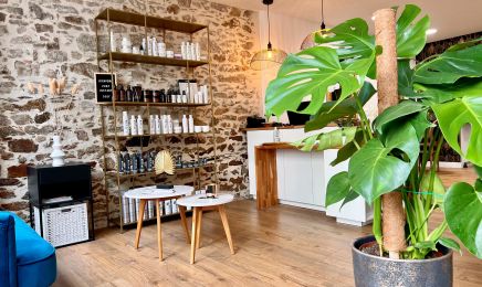 Instant Cosy  : Coiffeur à Saint-Étienne-de-Montluc