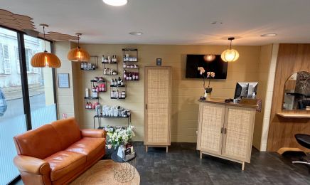 KM COIFFURE : Coiffeur à Précigné