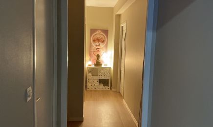 Royal thaï Massage  : Manucure à Avon