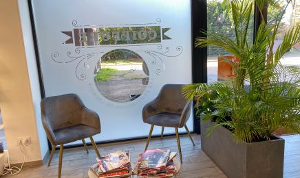 Les demoiselles de Lacroix : Coiffeur à Lacroix-Falgarde