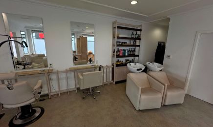 EmiliaBmgtHair: Friseur in Köln
