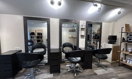 Women Coiffure - Carqueiranne : Coiffeur à Carqueiranne